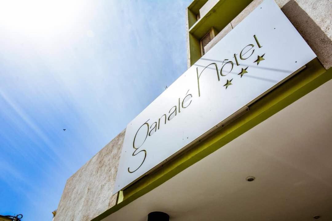 Ganalé Hôtel Dakar Extérieur photo